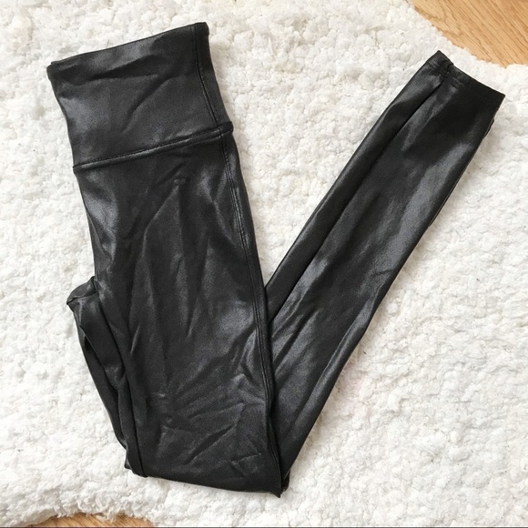 SPANX Like New Black Faux Leather Leggings Style #2437 Size Large - Picture 1 of 12